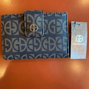 NWT Giani Bernini Safiano Leather Signature Trifold Wallet